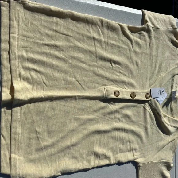 J. Jill Soft Yellow V-Neck Tunic with Button Accents - Picture 2 of 8